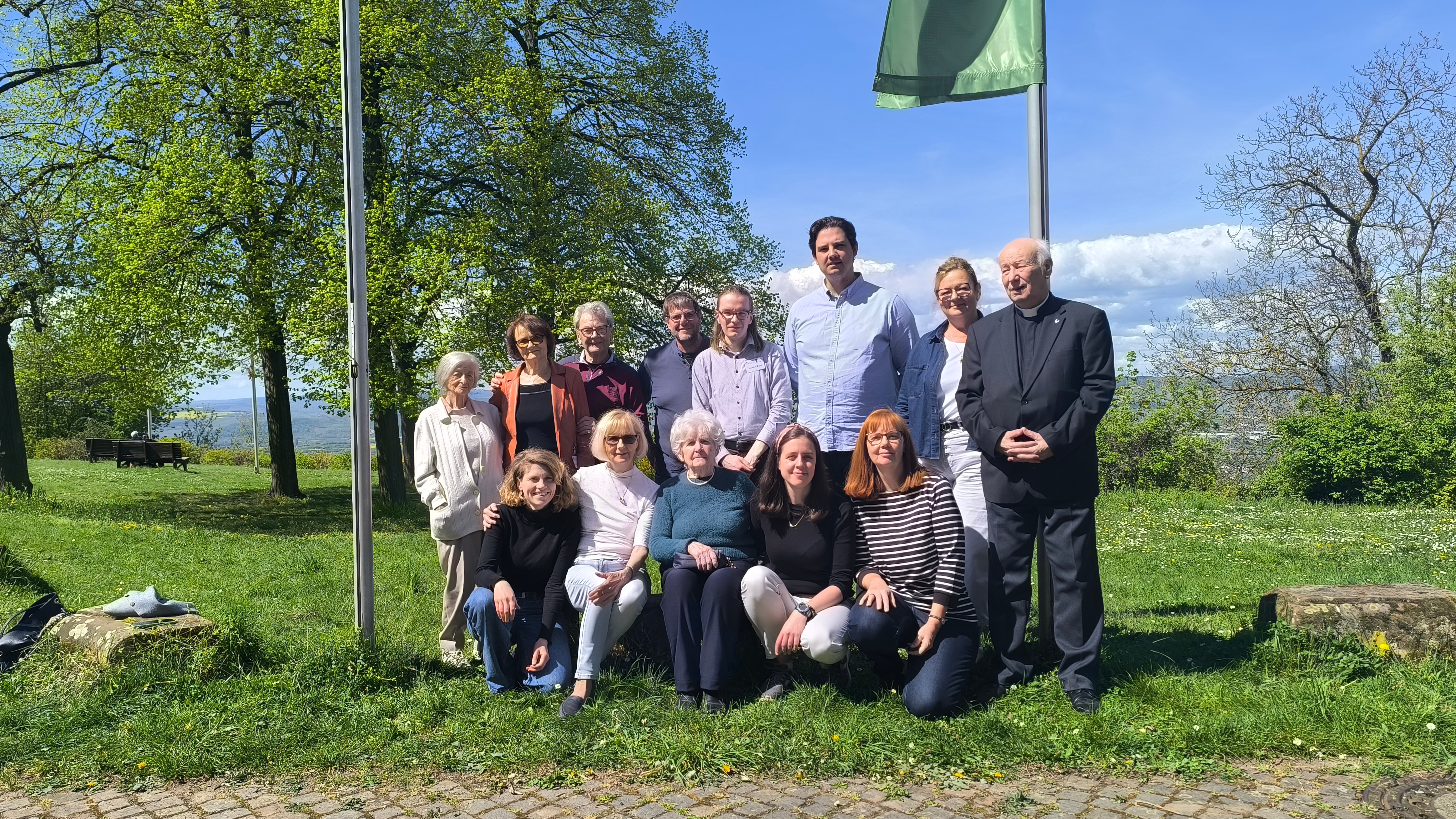 Zeitzeuginnen und Teamerinnen auf dem Jakobsberg
